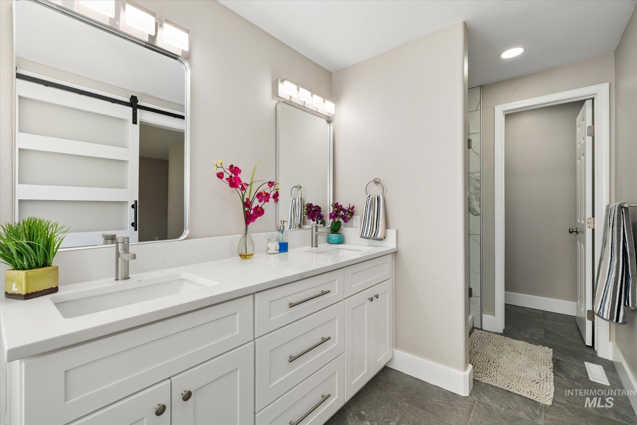 2250 N Amethyst, Meridian, Idaho 83646-0000, 3 Bedrooms, 2 Bathrooms, Residential For Sale, Price $494,000, 98982043