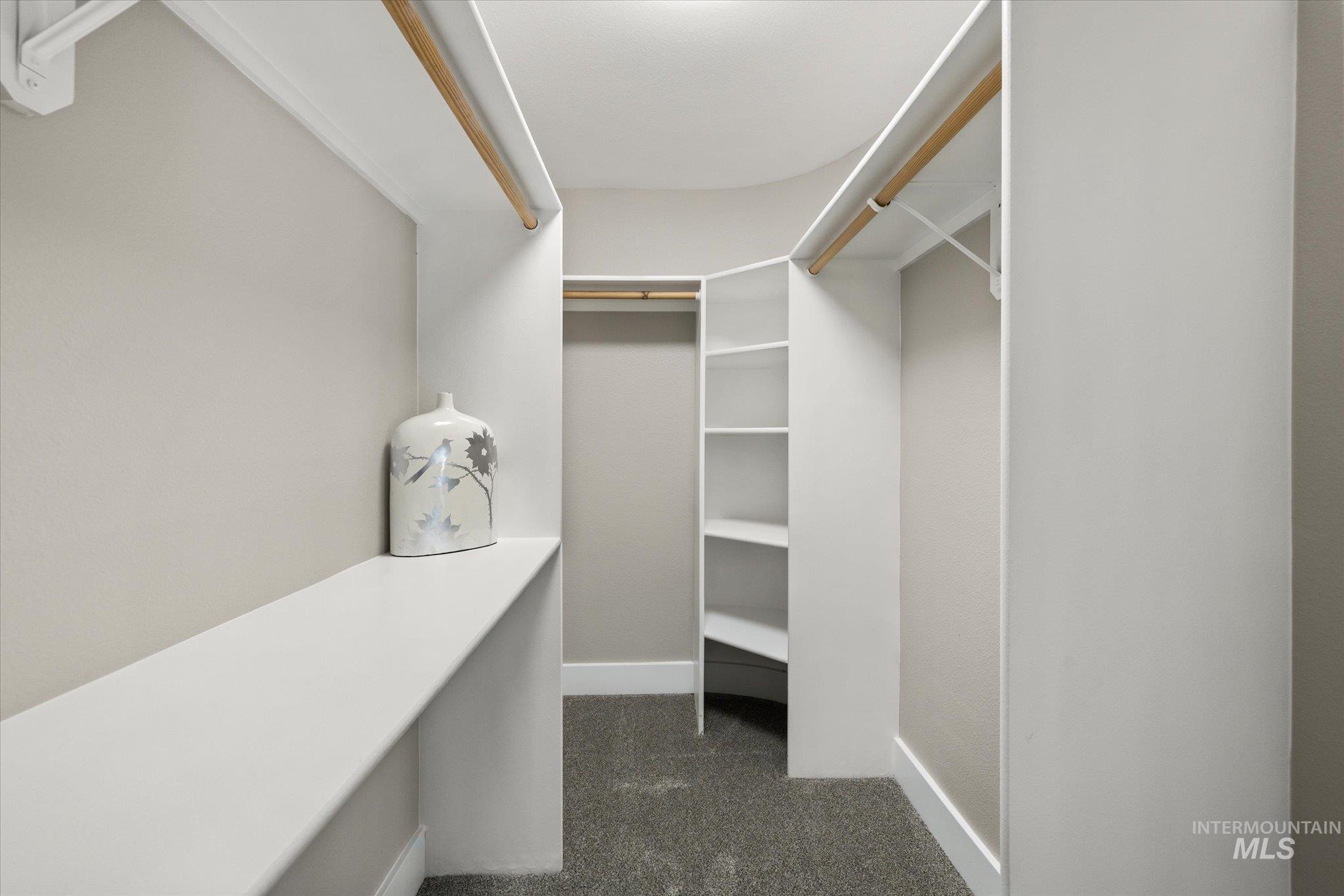 2250 N Amethyst, Meridian, Idaho 83646-0000, 3 Bedrooms, 2 Bathrooms, Residential For Sale, Price $494,000, 98982043