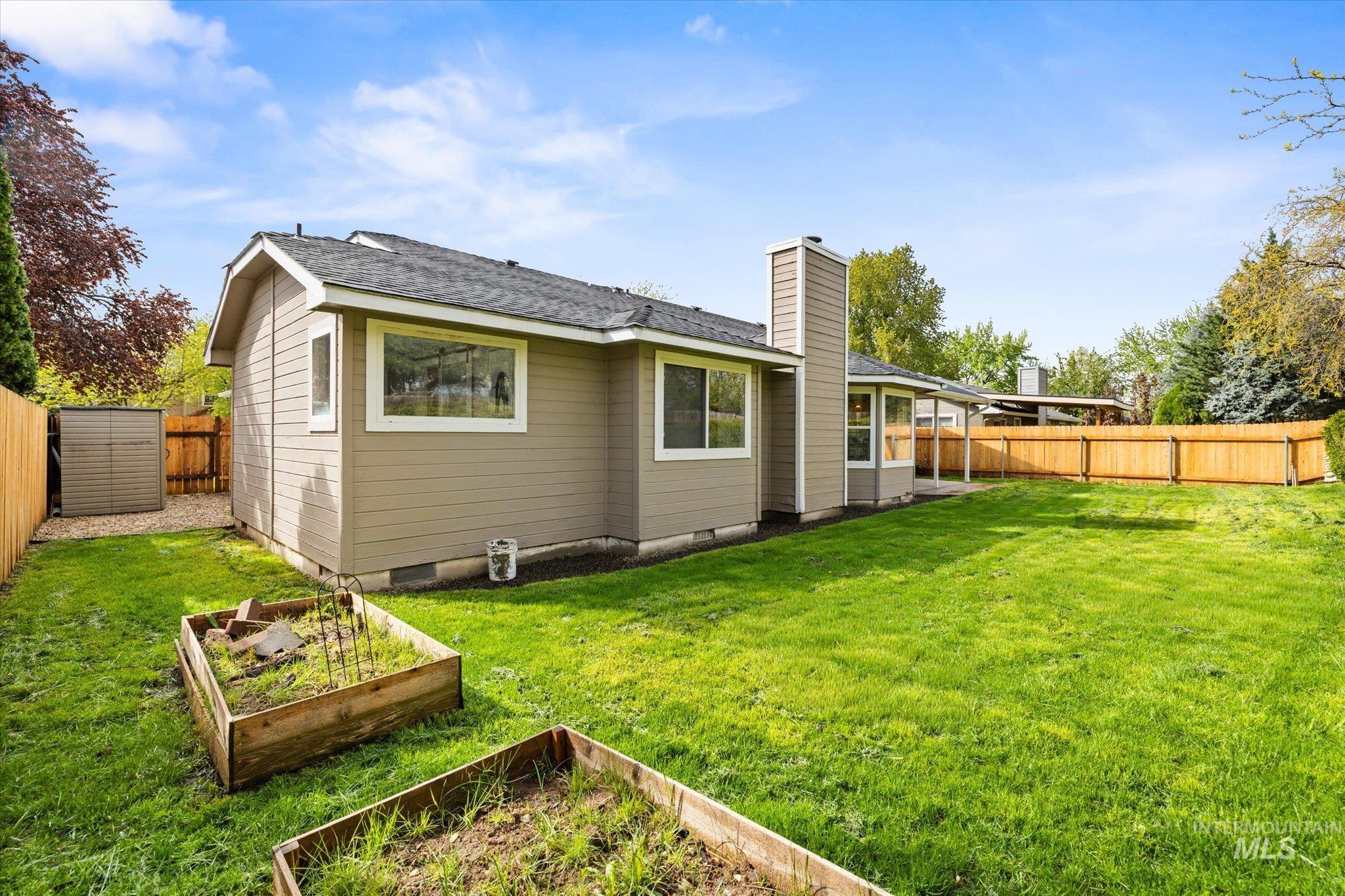 2250 N Amethyst, Meridian, Idaho 83646-0000, 3 Bedrooms, 2 Bathrooms, Residential For Sale, Price $494,000, 98982043