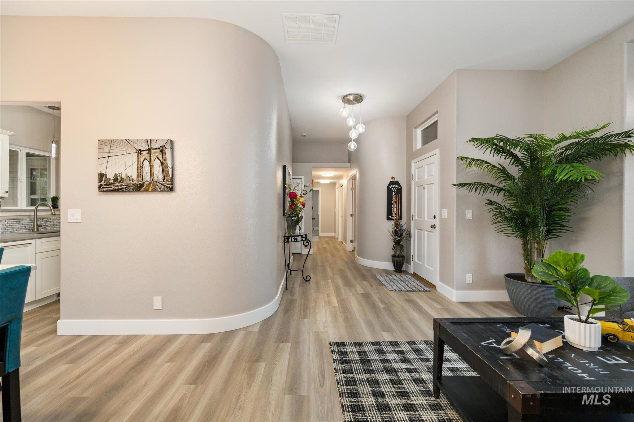 2250 N Amethyst, Meridian, Idaho 83646-0000, 3 Bedrooms, 2 Bathrooms, Residential For Sale, Price $494,000, 98982043