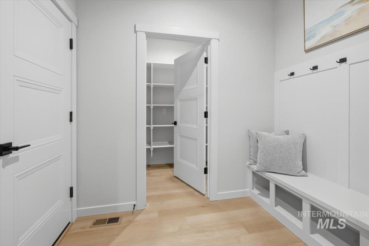 1733 Haystack Rd, Emmett, Idaho 83617, 3 Bedrooms, 2 Bathrooms, Residential For Sale, Price $499,900, 98982045