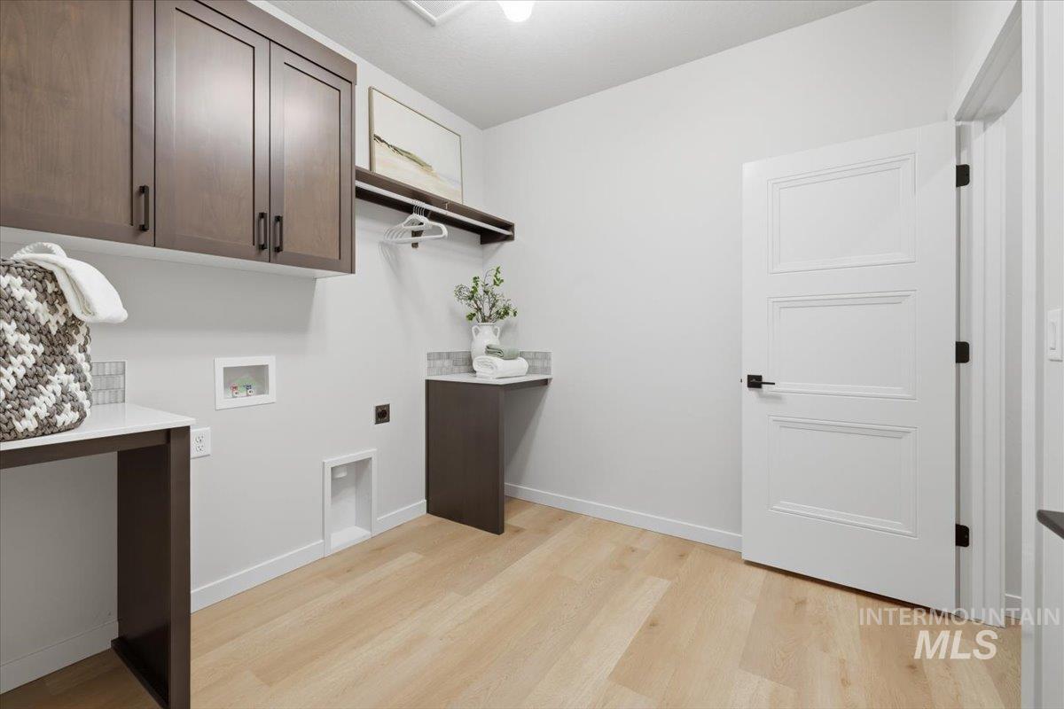 1733 Haystack Rd, Emmett, Idaho 83617, 3 Bedrooms, 2 Bathrooms, Residential For Sale, Price $499,900, 98982045