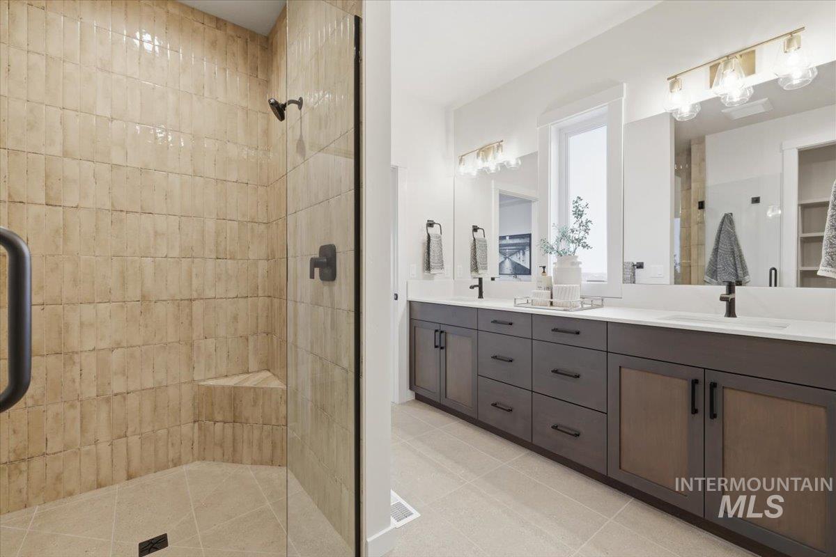 1733 Haystack Rd, Emmett, Idaho 83617, 3 Bedrooms, 2 Bathrooms, Residential For Sale, Price $499,900, 98982045