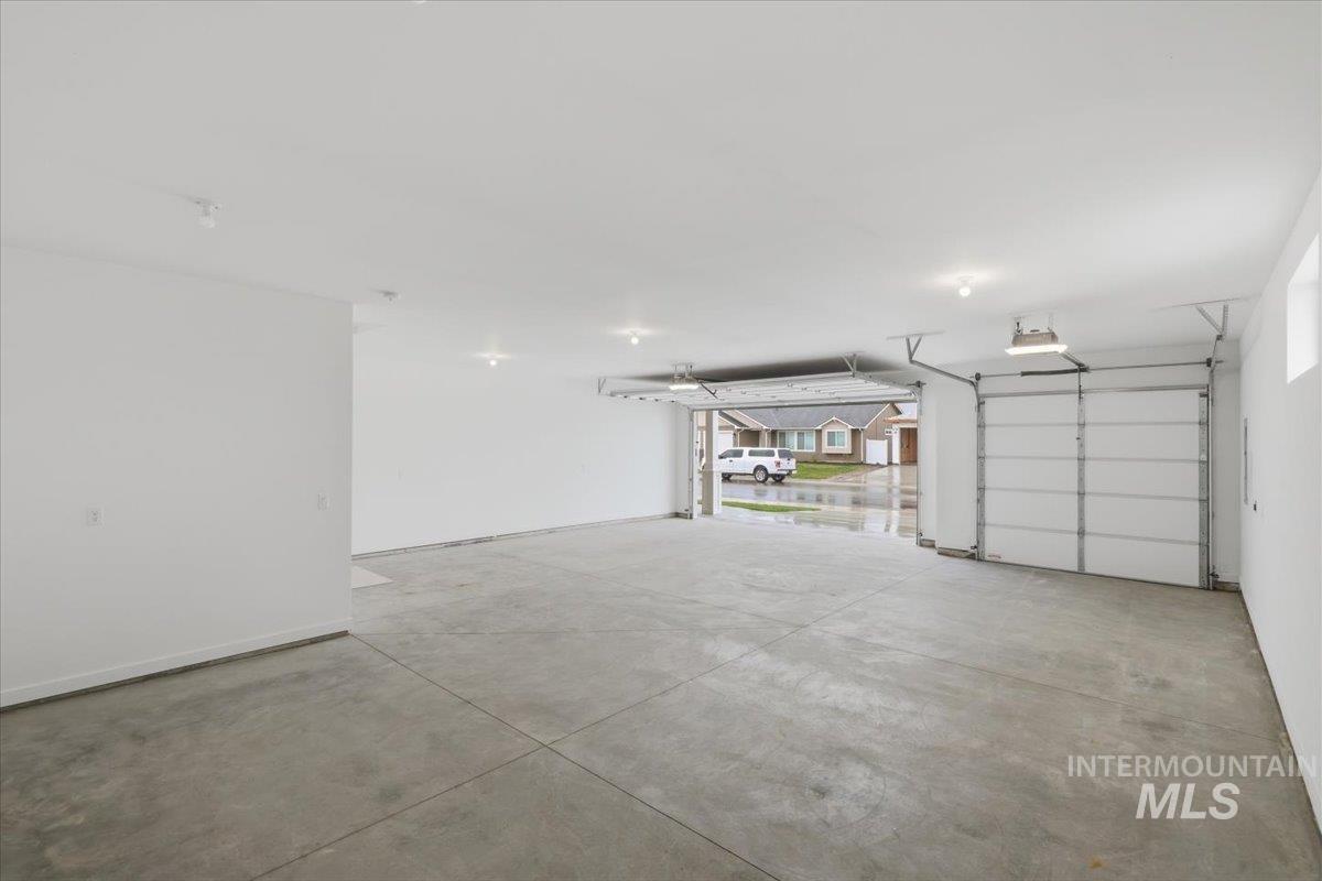 1733 Haystack Rd, Emmett, Idaho 83617, 3 Bedrooms, 2 Bathrooms, Residential For Sale, Price $499,900, 98982045