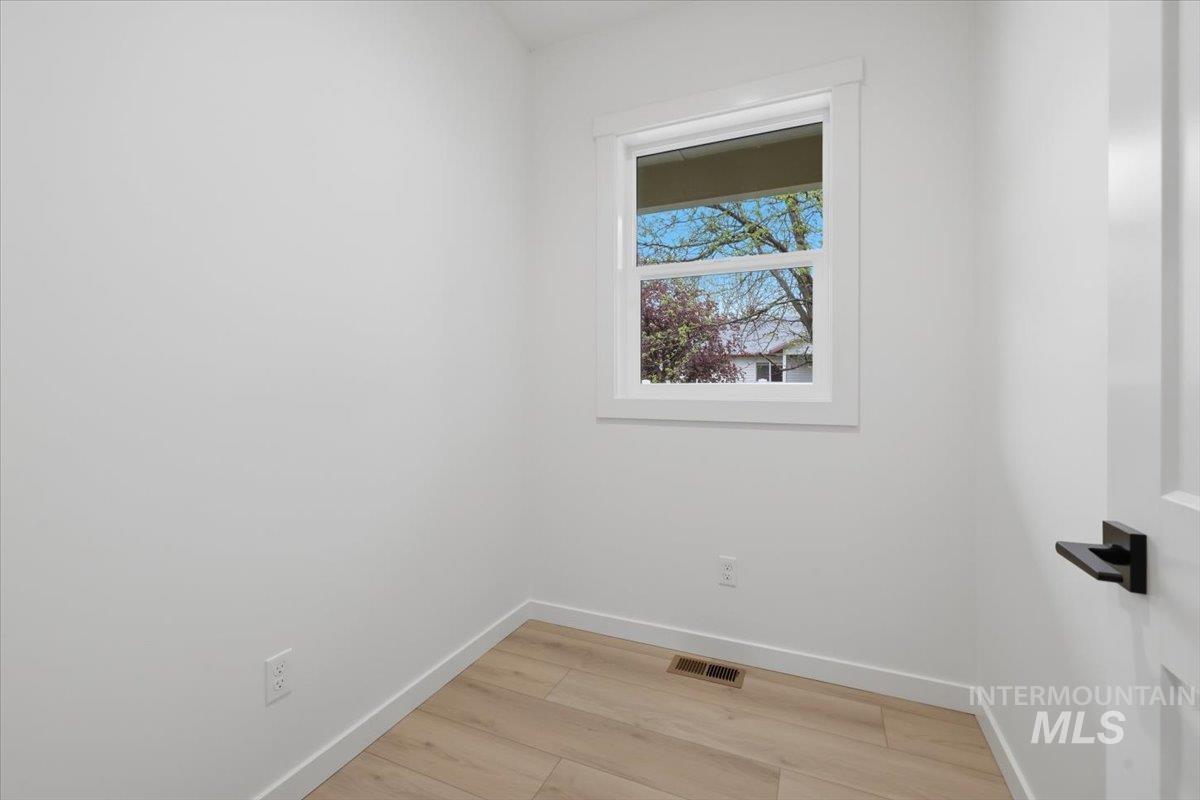 910 Whitewater Way, Emmett, Idaho 83617, 3 Bedrooms, 2.5 Bathrooms, Residential For Sale, Price $547,500, 98982048