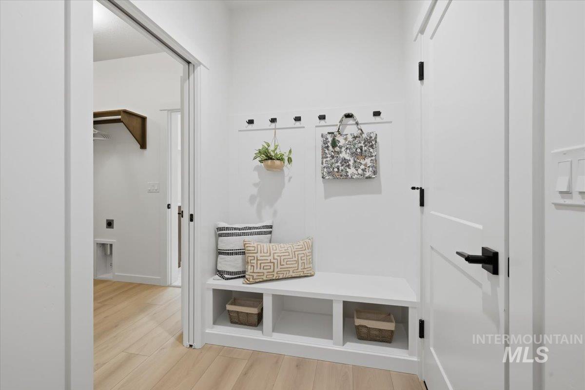 910 Whitewater Way, Emmett, Idaho 83617, 3 Bedrooms, 2.5 Bathrooms, Residential For Sale, Price $547,500, 98982048