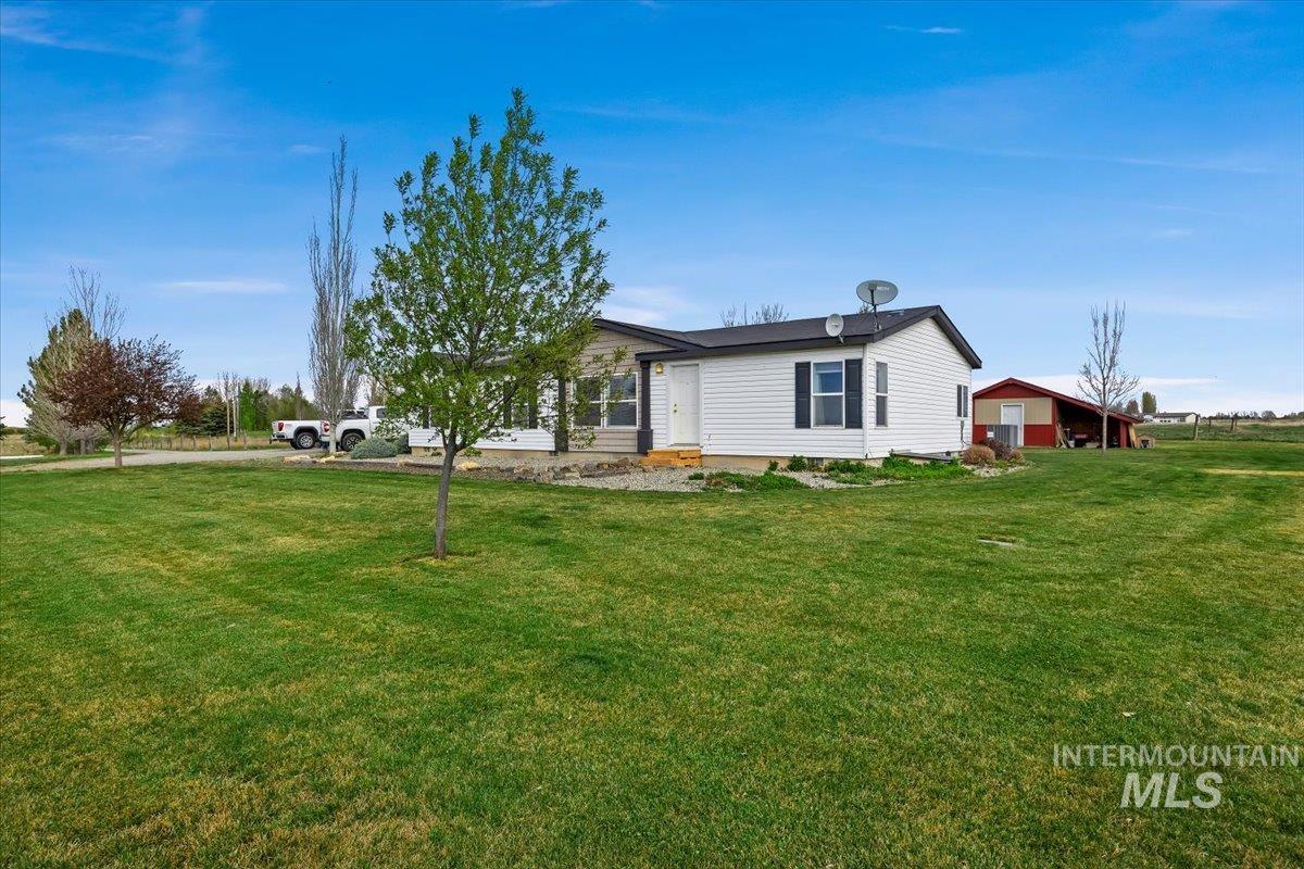 374 North 120 East, Shoshone, Idaho 83352, 3 Bedrooms, 2 Bathrooms, Residential For Sale, Price $475,000, 98982050