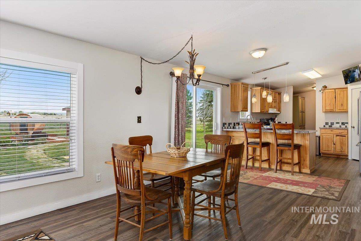 374 North 120 East, Shoshone, Idaho 83352, 3 Bedrooms, 2 Bathrooms, Residential For Sale, Price $475,000, 98982050