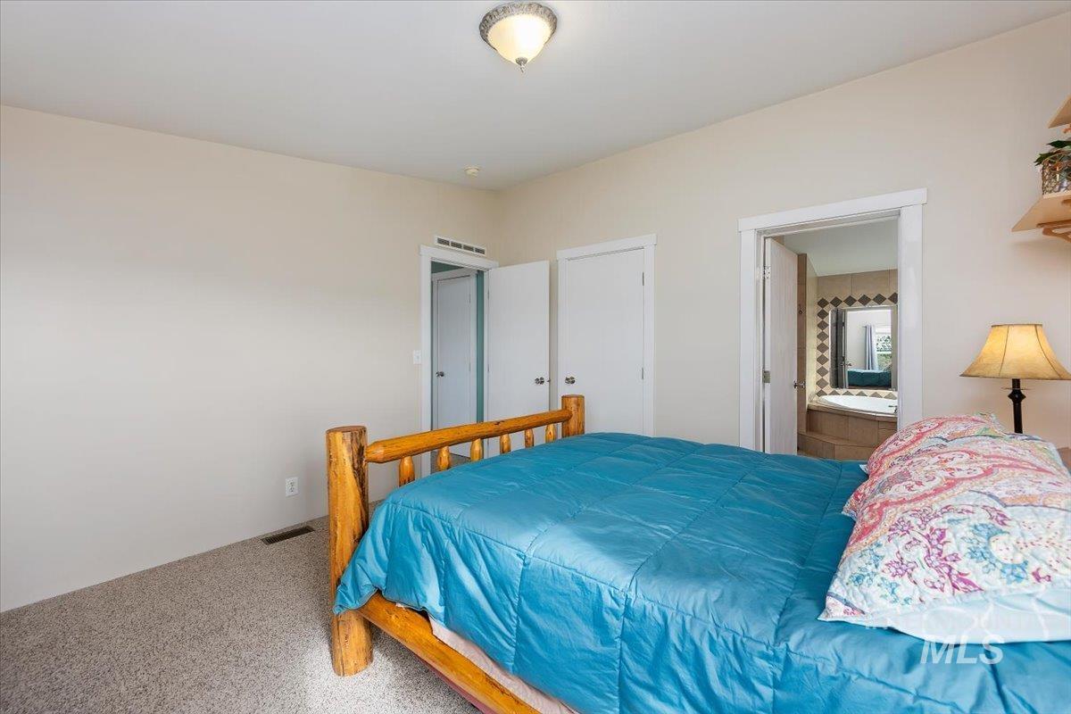 374 North 120 East, Shoshone, Idaho 83352, 3 Bedrooms, 2 Bathrooms, Residential For Sale, Price $475,000, 98982050