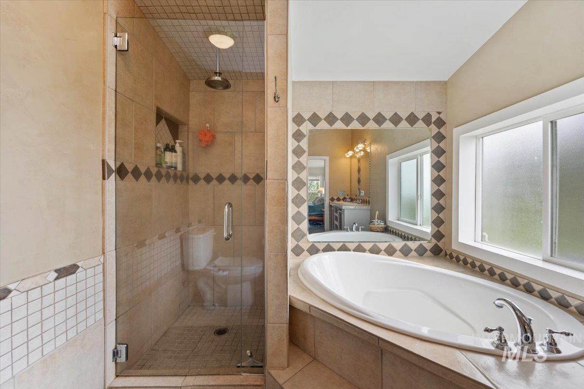 374 North 120 East, Shoshone, Idaho 83352, 3 Bedrooms, 2 Bathrooms, Residential For Sale, Price $475,000, 98982050