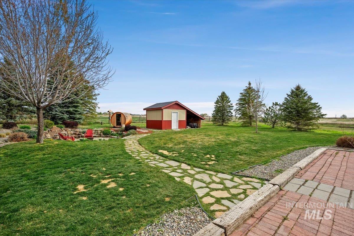 374 North 120 East, Shoshone, Idaho 83352, 3 Bedrooms, 2 Bathrooms, Residential For Sale, Price $475,000, 98982050