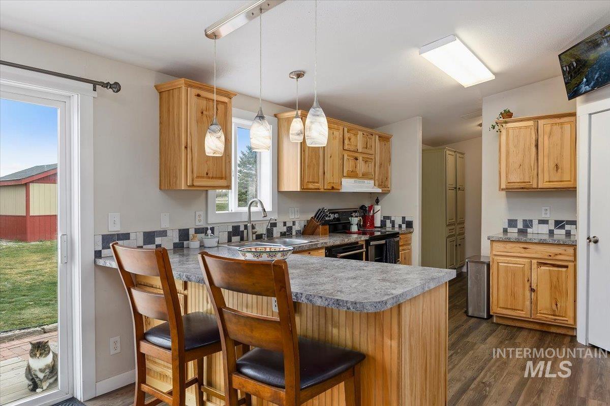 374 North 120 East, Shoshone, Idaho 83352, 3 Bedrooms, 2 Bathrooms, Residential For Sale, Price $475,000, 98982050