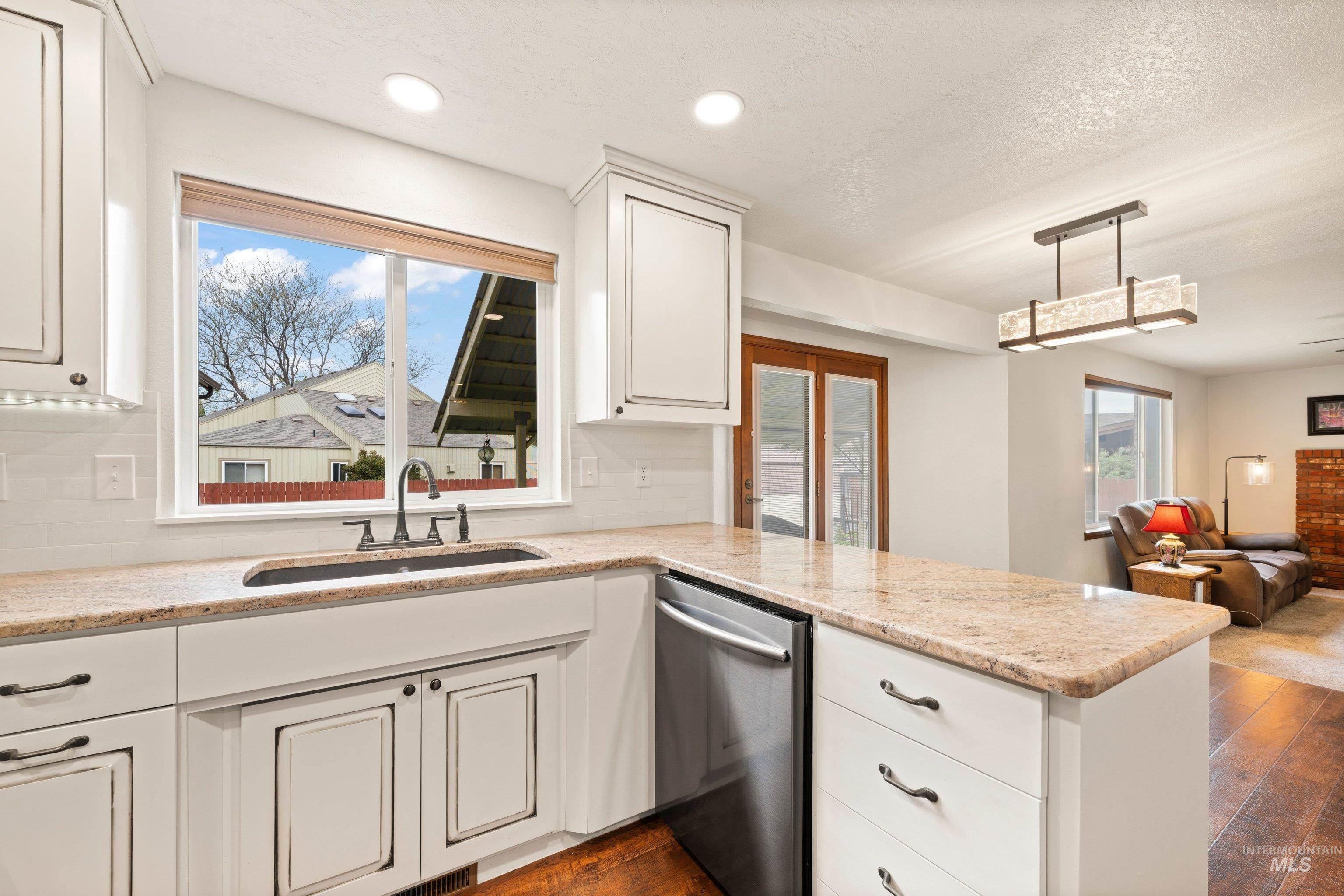 1921 N Incline Way, Meridian, Idaho 83646, 4 Bedrooms, 2.5 Bathrooms, Residential For Sale, Price $565,000, 98982051