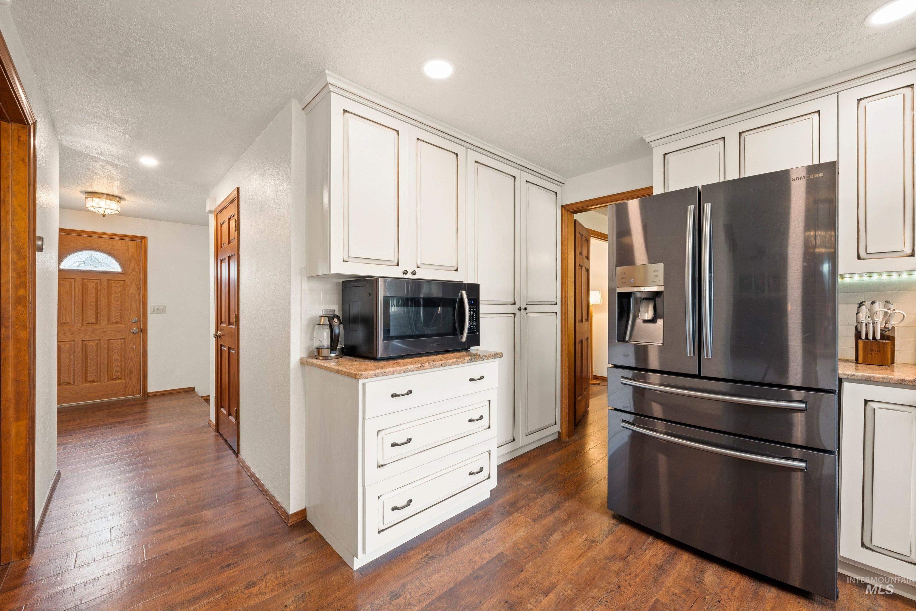 1921 N Incline Way, Meridian, Idaho 83646, 4 Bedrooms, 2.5 Bathrooms, Residential For Sale, Price $565,000, 98982051