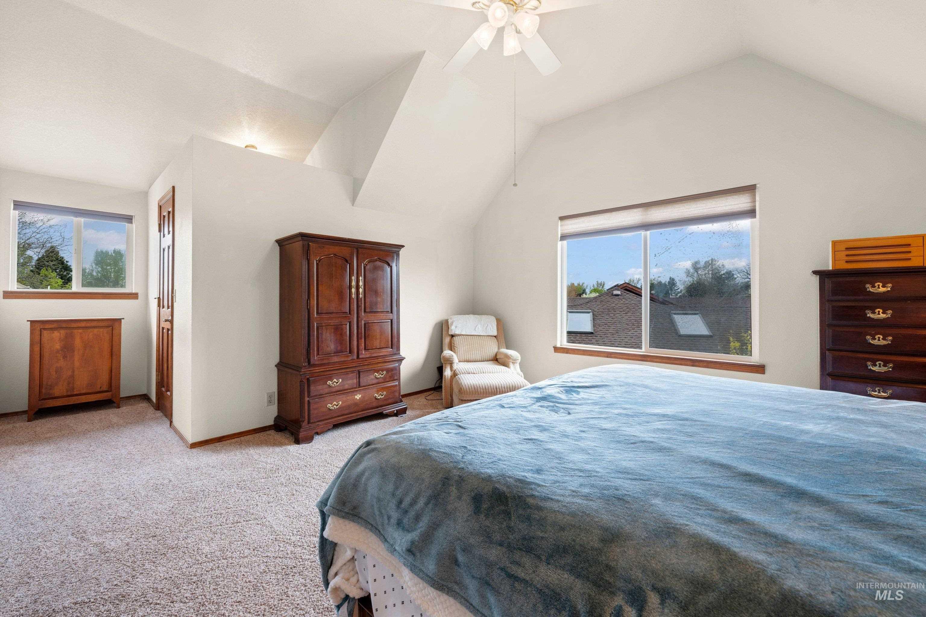 1921 N Incline Way, Meridian, Idaho 83646, 4 Bedrooms, 2.5 Bathrooms, Residential For Sale, Price $565,000, 98982051