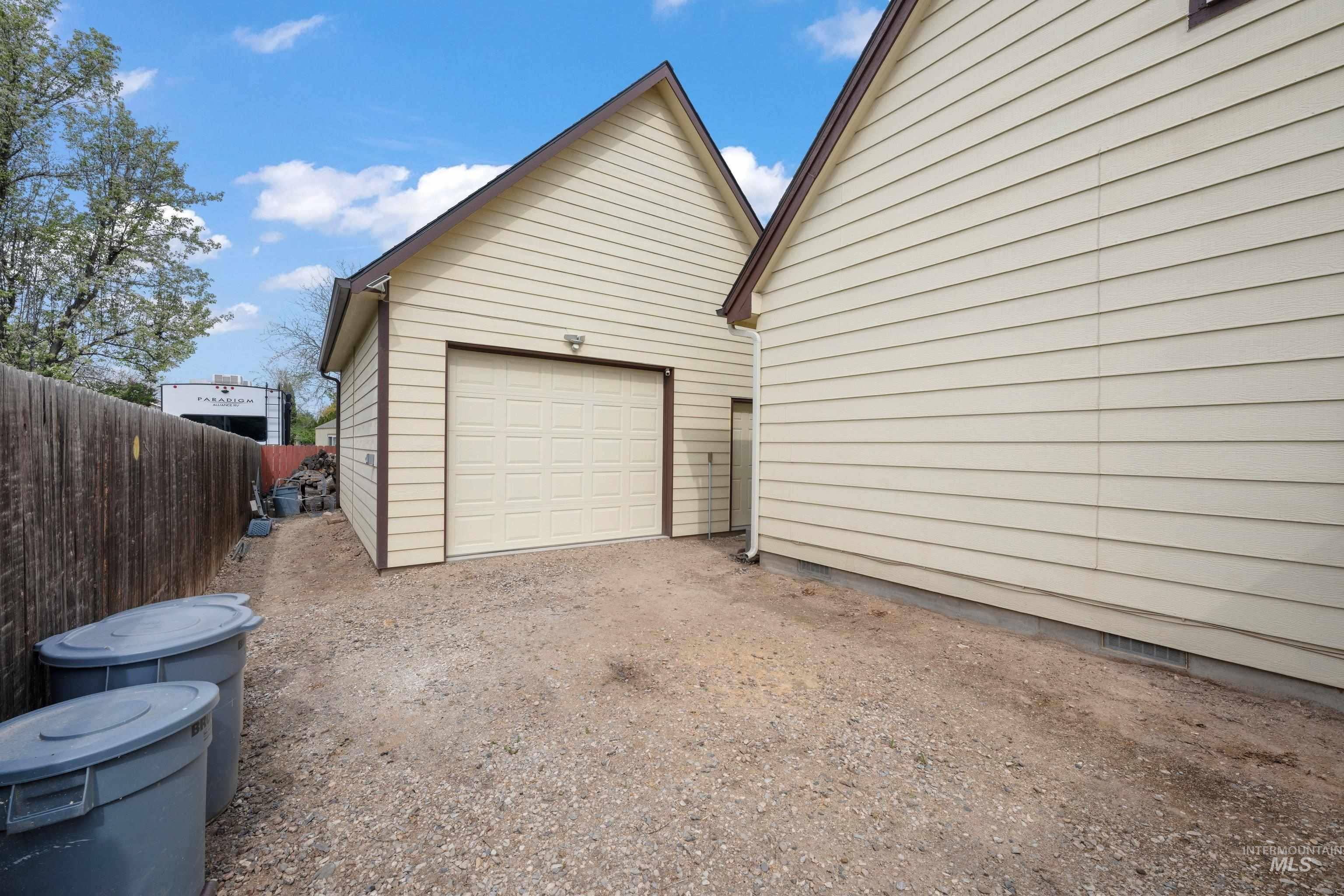 1921 N Incline Way, Meridian, Idaho 83646, 4 Bedrooms, 2.5 Bathrooms, Residential For Sale, Price $565,000, 98982051