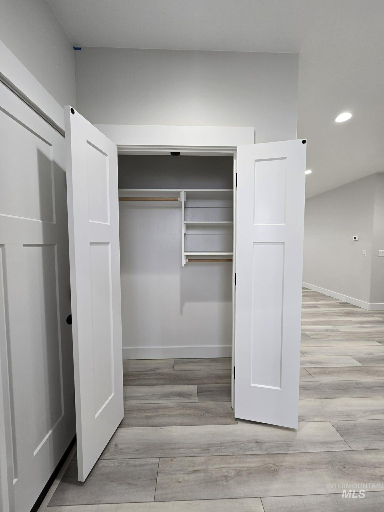 830 Salmon Dr, Heyburn, Idaho 83336, 3 Bedrooms, 2 Bathrooms, Residential For Sale, Price $419,999, 98982052