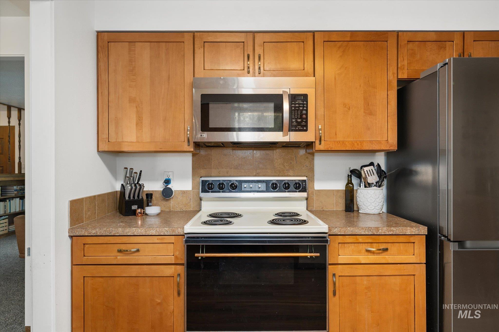 6159 S Grandjean Pl, Boise, Idaho 83709, 3 Bedrooms, 1.5 Bathrooms, Residential For Sale, Price $399,000,MLS 98982054