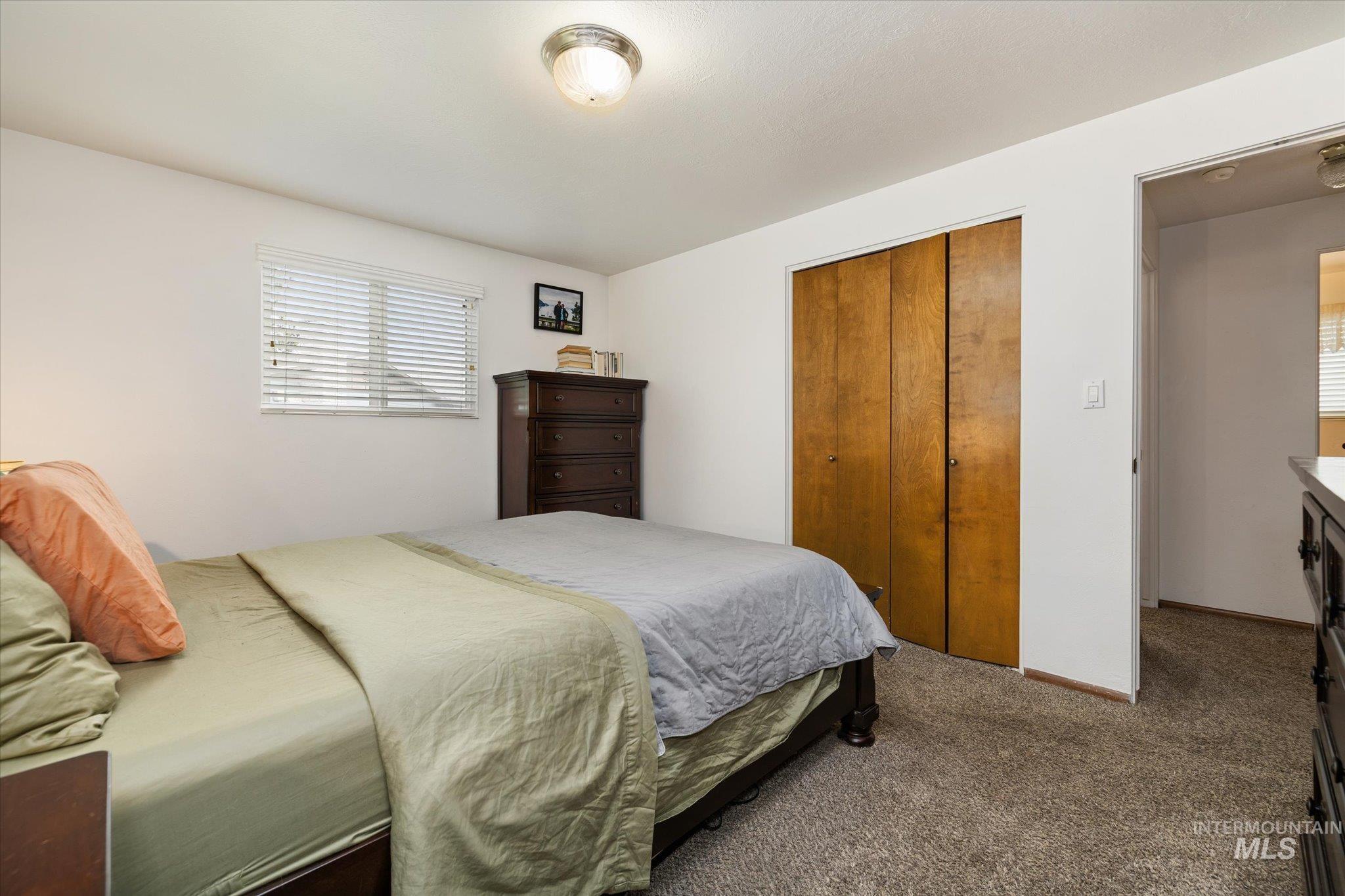 6159 S Grandjean Pl, Boise, Idaho 83709, 3 Bedrooms, 1.5 Bathrooms, Residential For Sale, Price $399,000,MLS 98982054