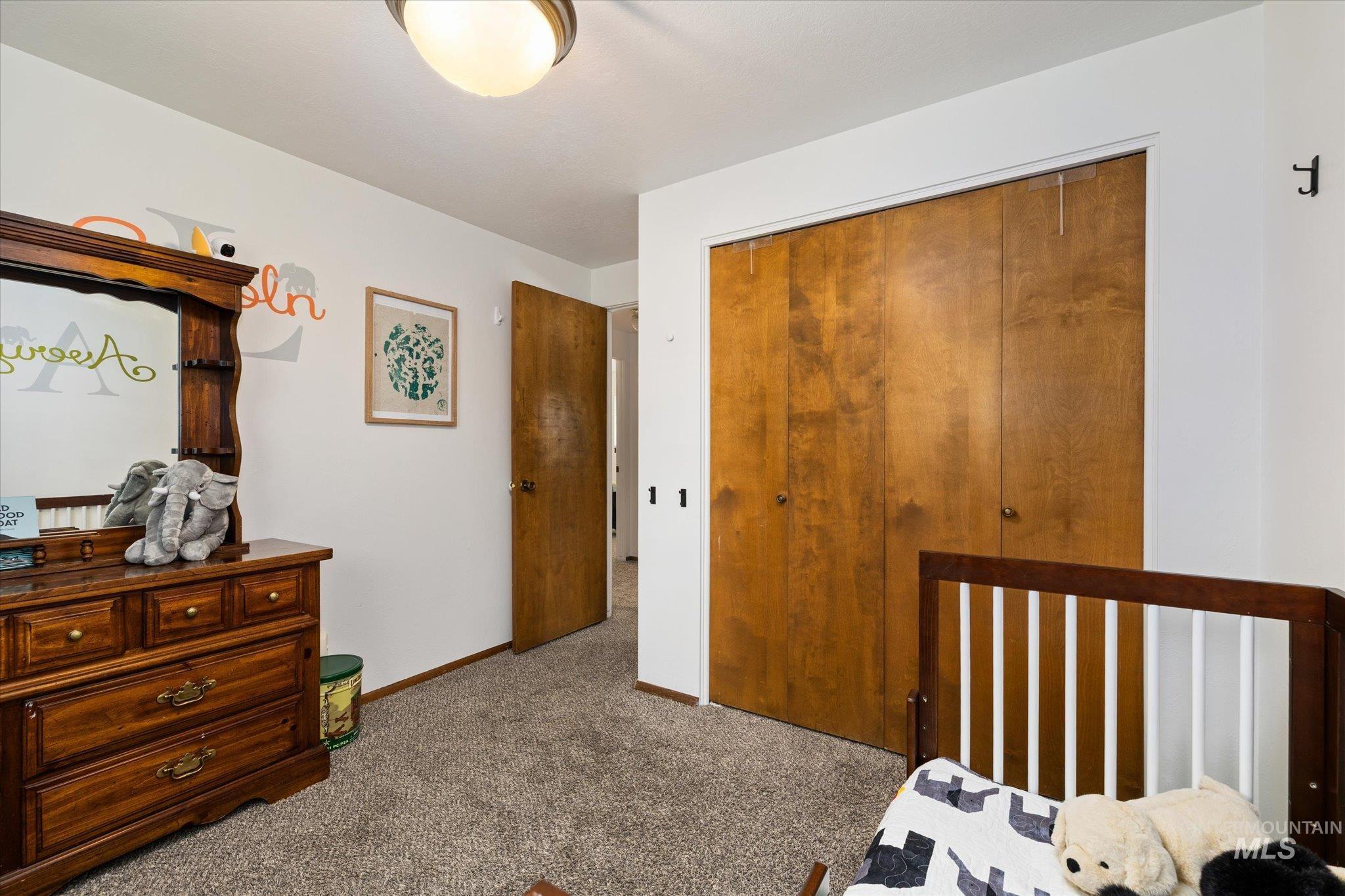 6159 S Grandjean Pl, Boise, Idaho 83709, 3 Bedrooms, 1.5 Bathrooms, Residential For Sale, Price $399,000,MLS 98982054