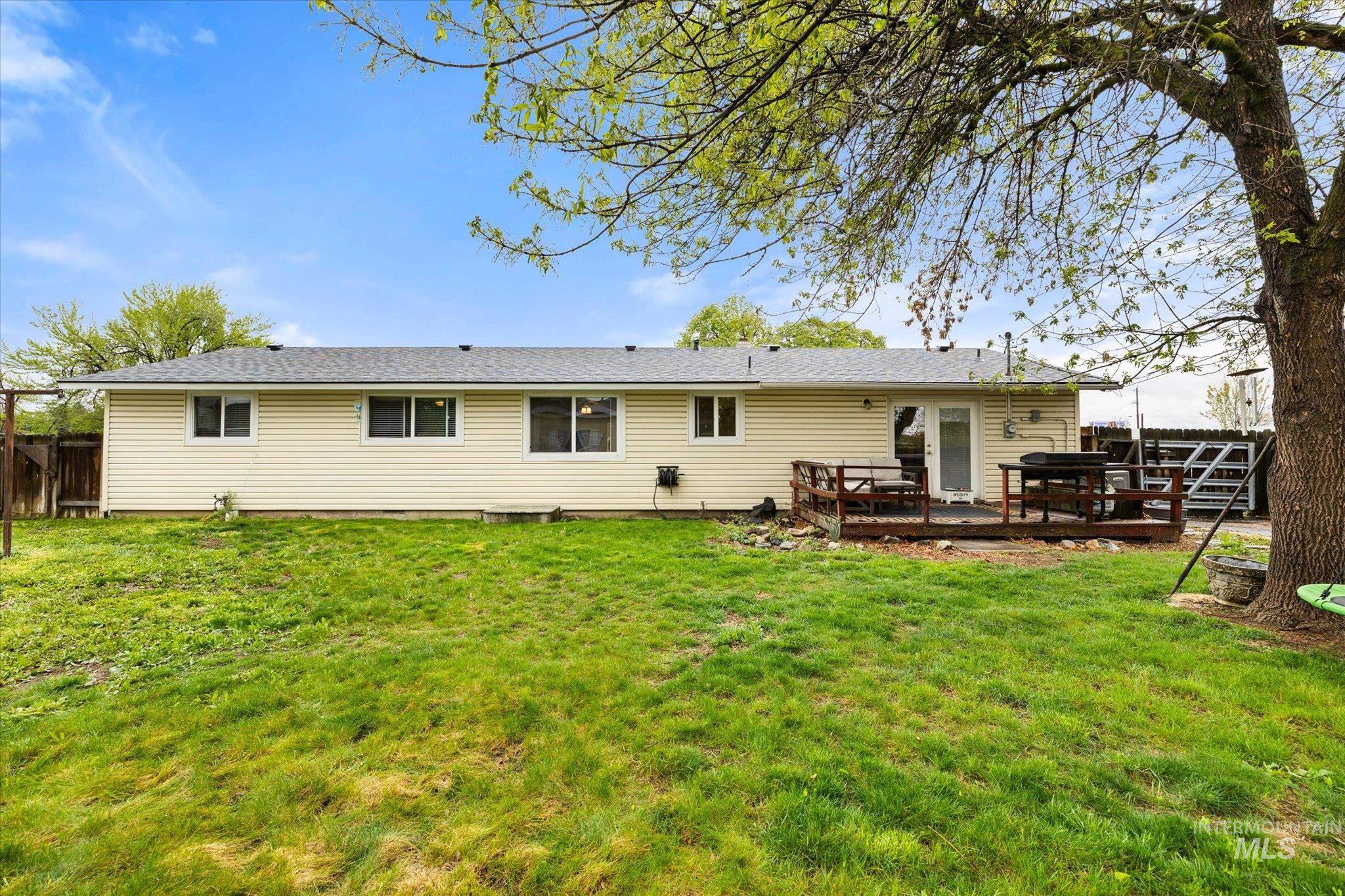 6159 S Grandjean Pl, Boise, Idaho 83709, 3 Bedrooms, 1.5 Bathrooms, Residential For Sale, Price $399,000,MLS 98982054