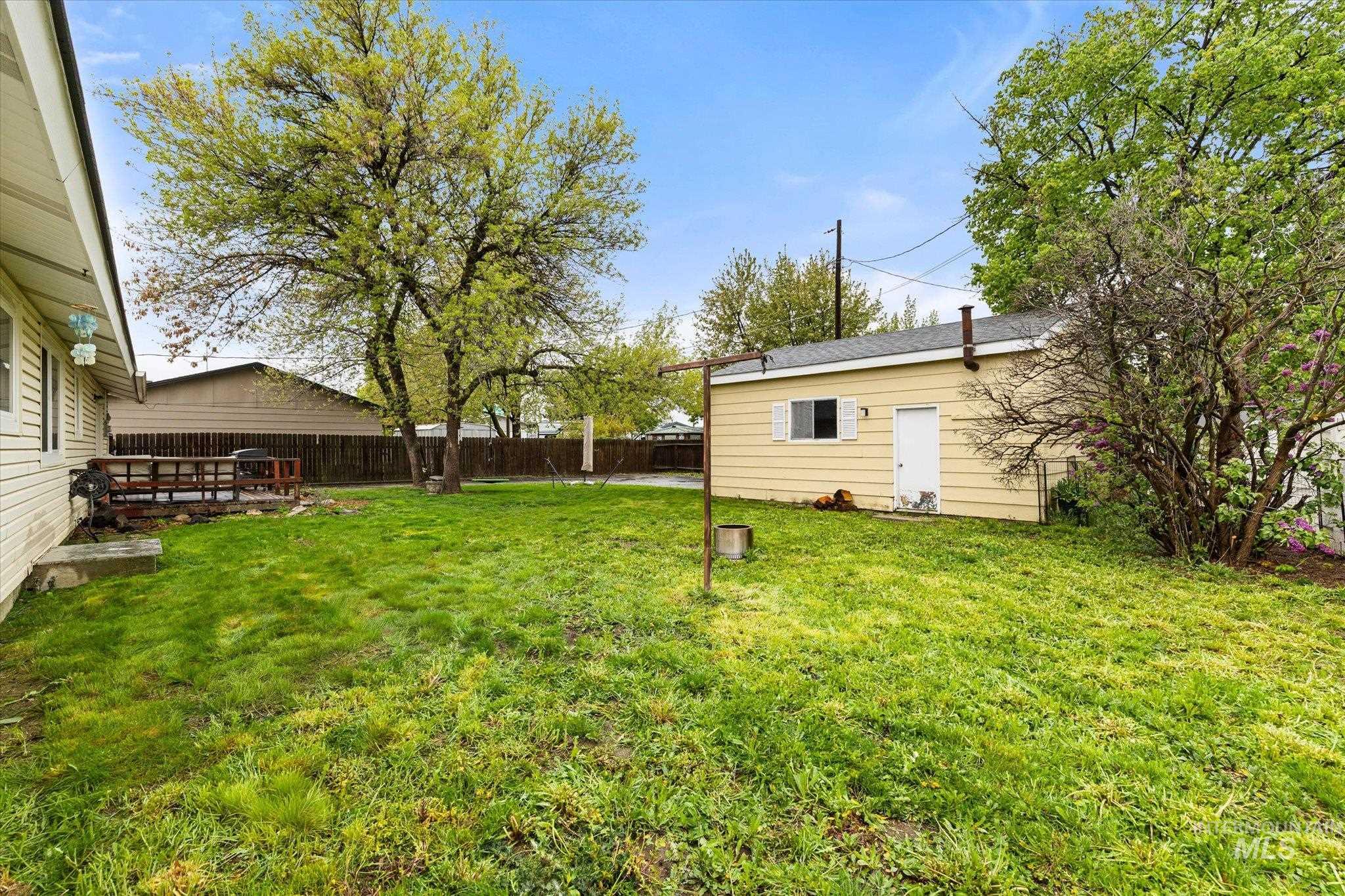 6159 S Grandjean Pl, Boise, Idaho 83709, 3 Bedrooms, 1.5 Bathrooms, Residential For Sale, Price $399,000,MLS 98982054