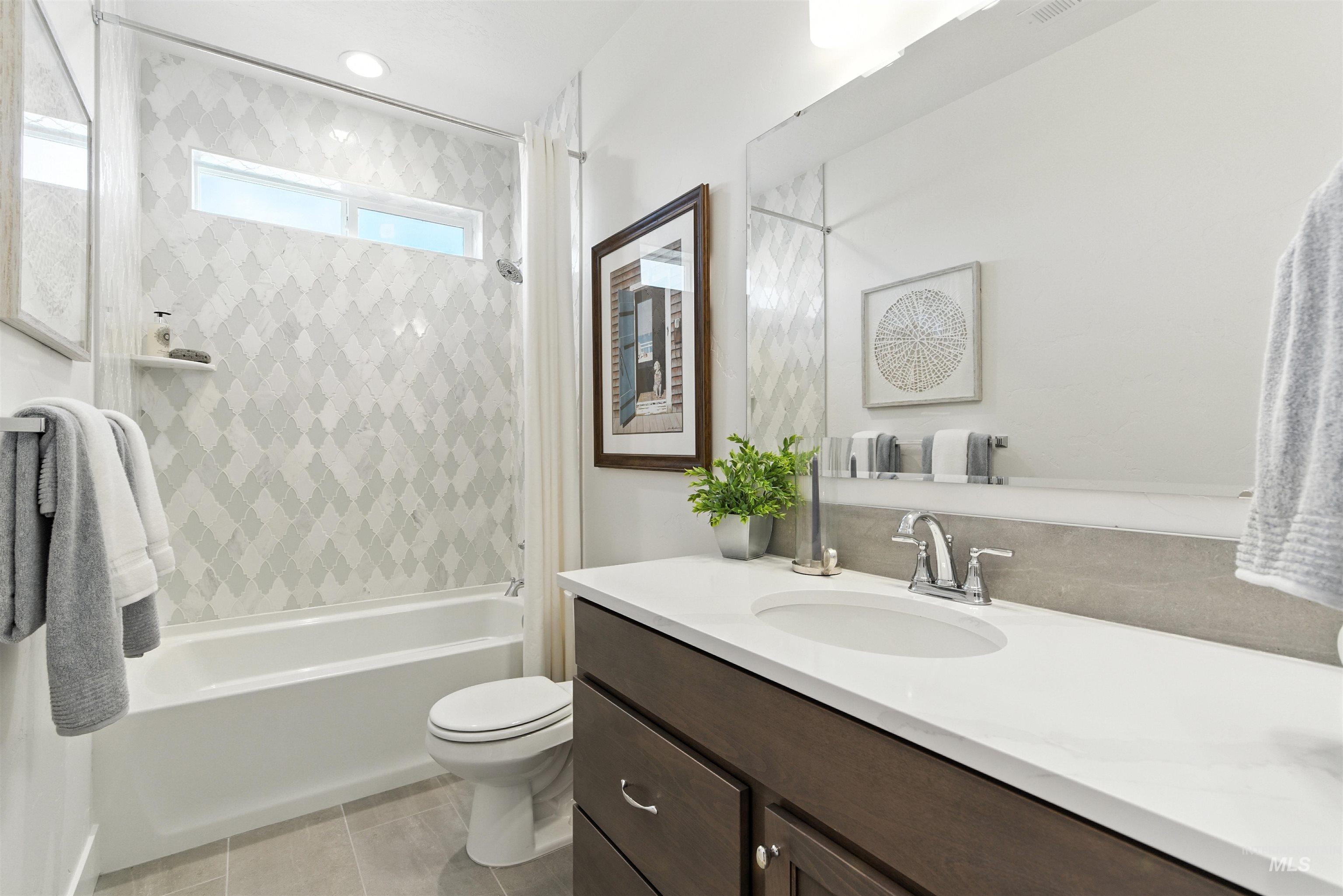 5868 N Static Line Ave, Meridian, Idaho 83646, 3 Bedrooms, 2 Bathrooms, Residential For Sale, Price $427,990, 98982055