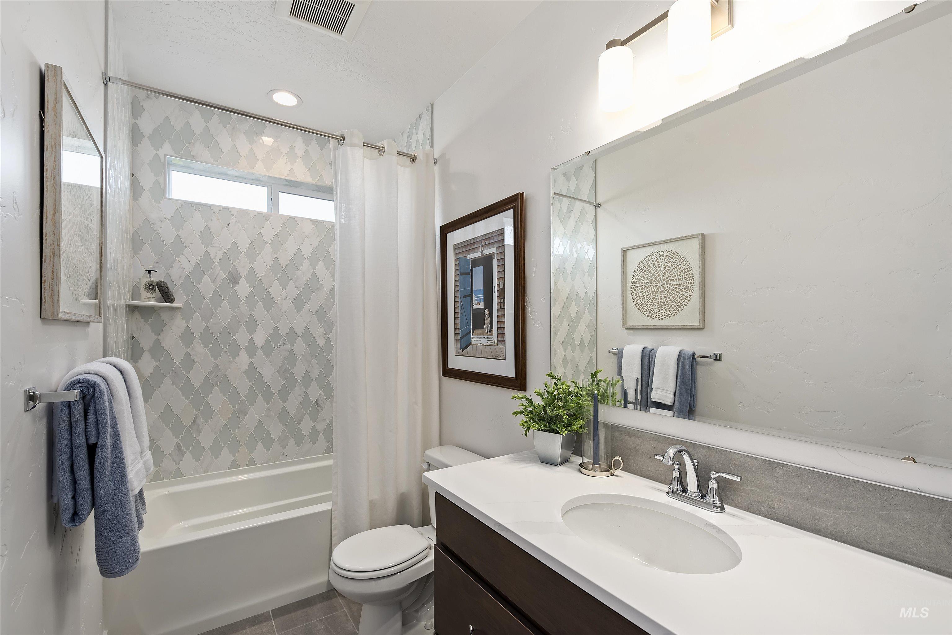 5868 N Static Line Ave, Meridian, Idaho 83646, 3 Bedrooms, 2 Bathrooms, Residential For Sale, Price $427,990, 98982055