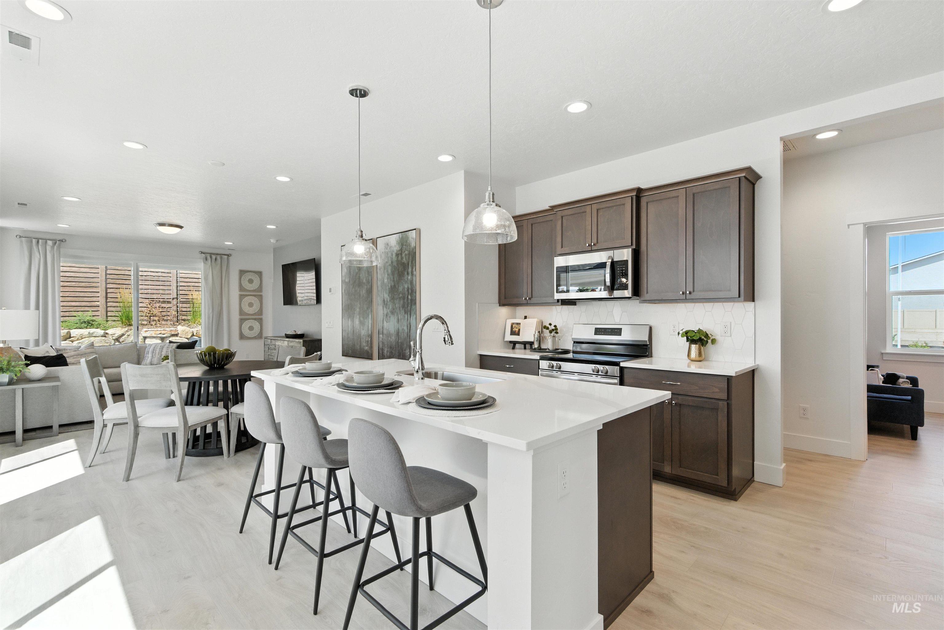 5868 N Static Line Ave, Meridian, Idaho 83646, 3 Bedrooms, 2 Bathrooms, Residential For Sale, Price $427,990, 98982055