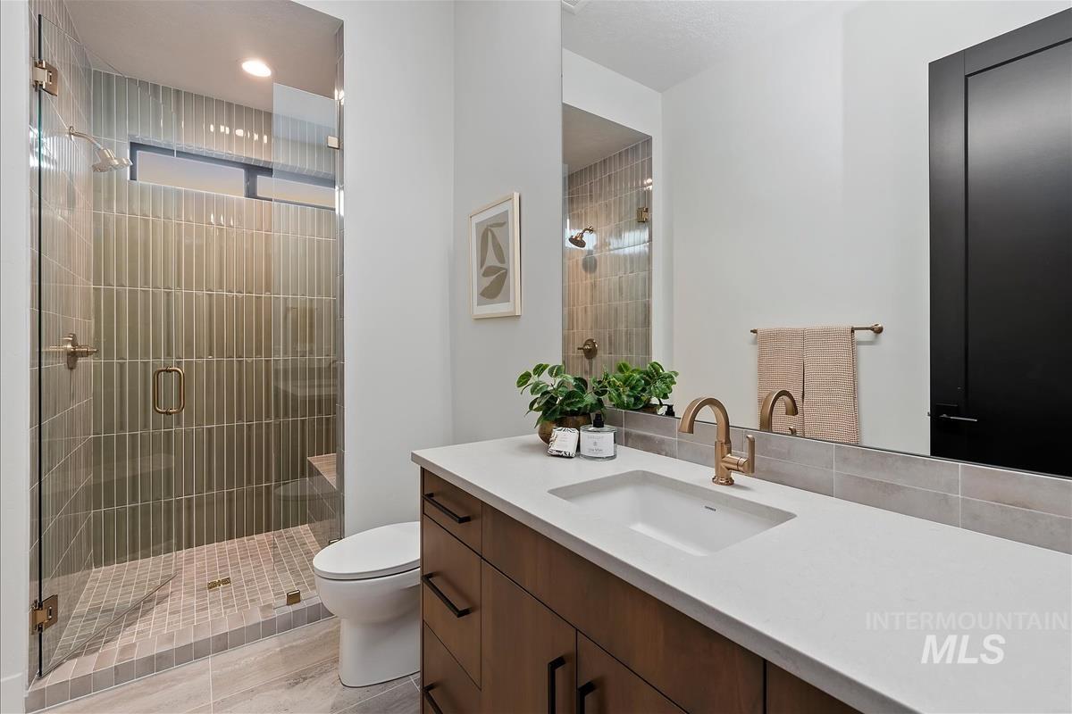 3353 N Fire Flower Ave, Star, Idaho 83669, 3 Bedrooms, 3.5 Bathrooms, Residential For Sale, Price $1,099,900, 98982057