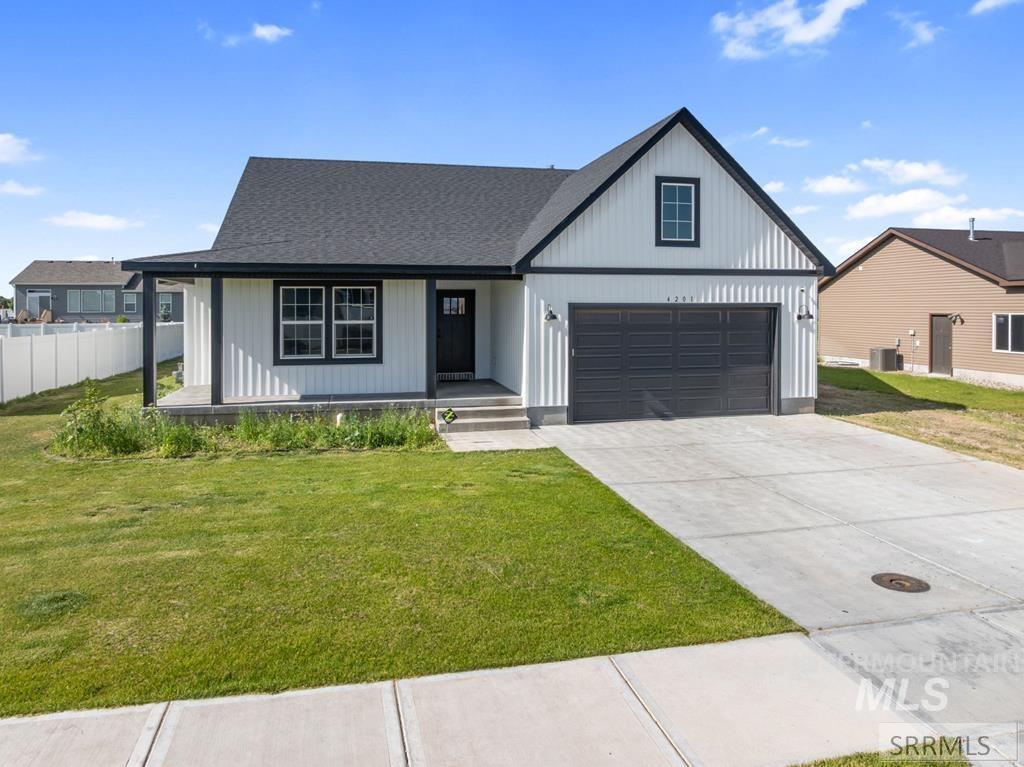 4201 N Zona Way, Idaho Falls, Idaho 83401-0000, 3 Bedrooms, 2 Bathrooms, Residential For Sale, Price $415,000, 98982062