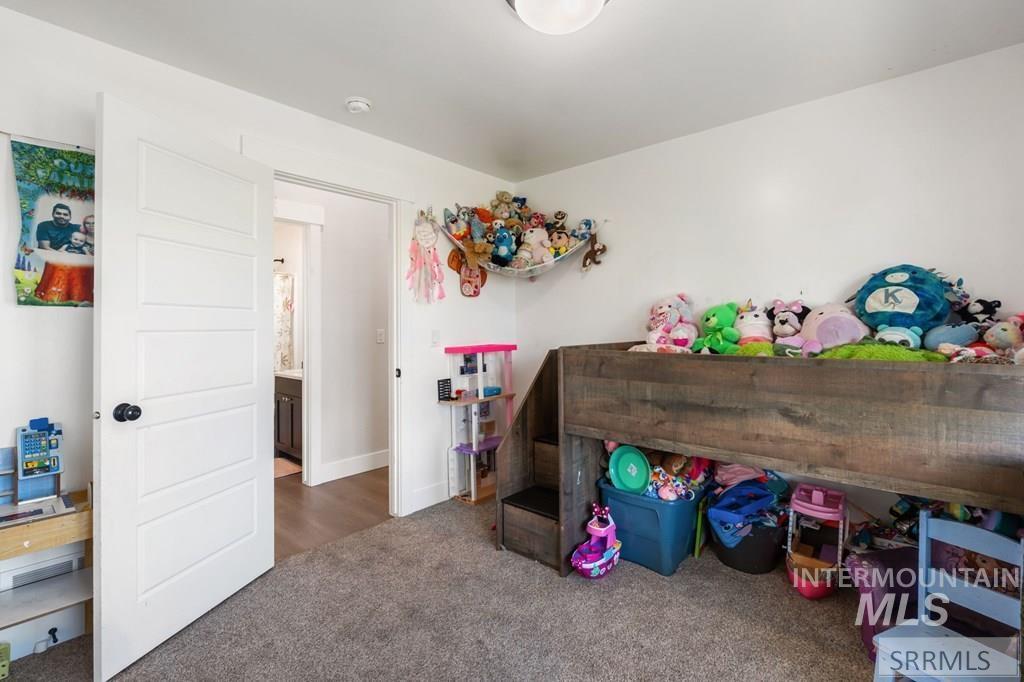 4201 N Zona Way, Idaho Falls, Idaho 83401-0000, 3 Bedrooms, 2 Bathrooms, Residential For Sale, Price $415,000, 98982062