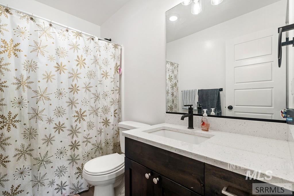 4201 N Zona Way, Idaho Falls, Idaho 83401-0000, 3 Bedrooms, 2 Bathrooms, Residential For Sale, Price $415,000, 98982062