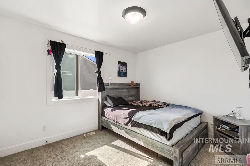 4201 N Zona Way, Idaho Falls, Idaho 83401-0000, 3 Bedrooms, 2 Bathrooms, Residential For Sale, Price $415,000, 98982062