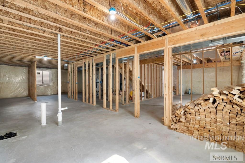 4201 N Zona Way, Idaho Falls, Idaho 83401-0000, 3 Bedrooms, 2 Bathrooms, Residential For Sale, Price $415,000, 98982062