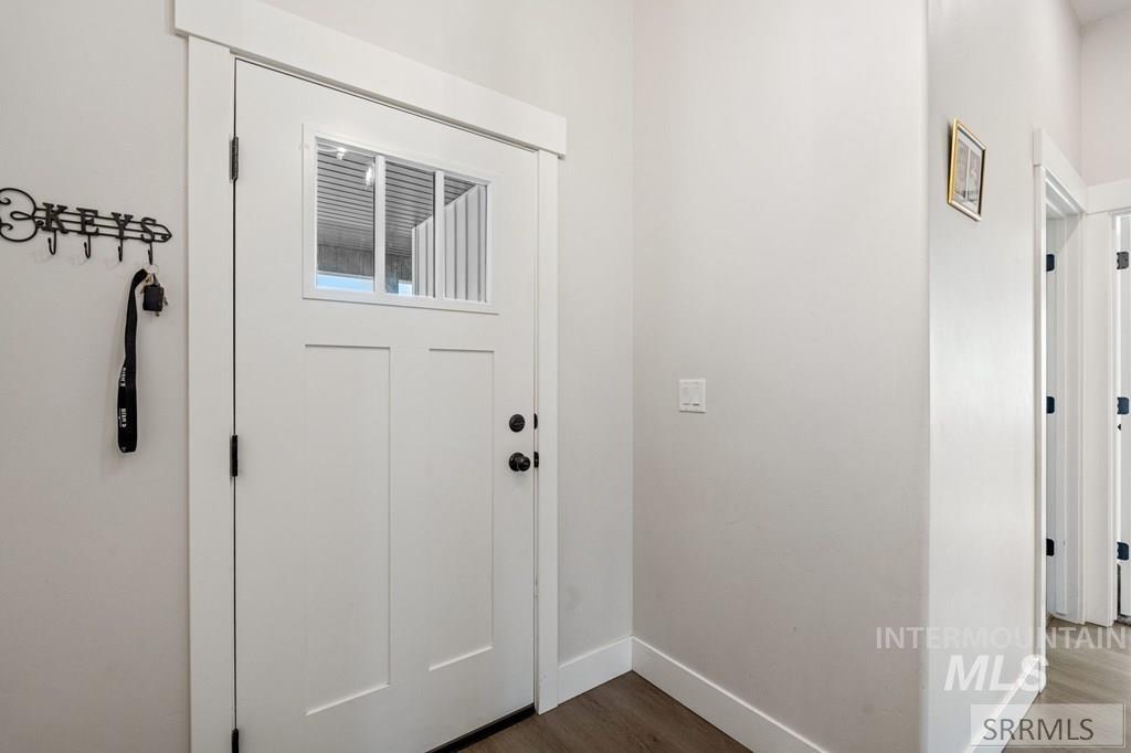 4201 N Zona Way, Idaho Falls, Idaho 83401-0000, 3 Bedrooms, 2 Bathrooms, Residential For Sale, Price $415,000, 98982062