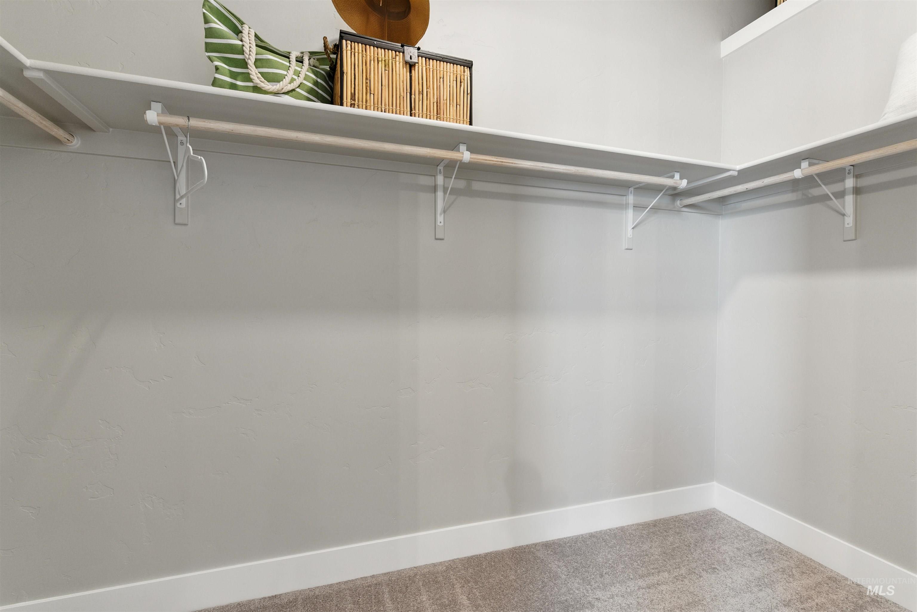 5520 W Lost Rapids St, Meridian, Idaho 83646, 3 Bedrooms, 2.5 Bathrooms, Residential For Sale, Price $469,990, 98982063