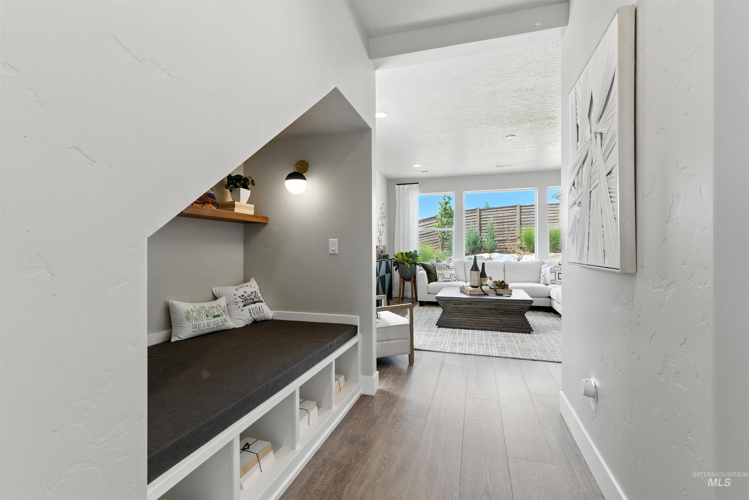 5520 W Lost Rapids St, Meridian, Idaho 83646, 3 Bedrooms, 2.5 Bathrooms, Residential For Sale, Price $469,990, 98982063