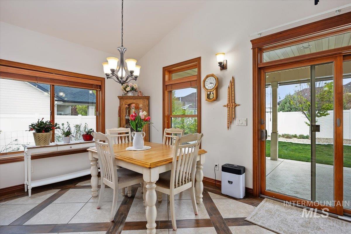 638 Sunfire Dr., Twin Falls, Idaho 83301, 3 Bedrooms, 2.5 Bathrooms, Residential For Sale, Price $509,900, 98982065