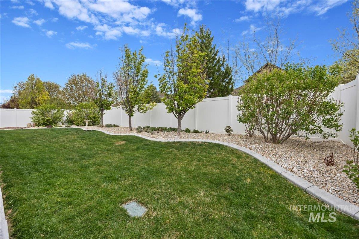 638 Sunfire Dr., Twin Falls, Idaho 83301, 3 Bedrooms, 2.5 Bathrooms, Residential For Sale, Price $509,900, 98982065