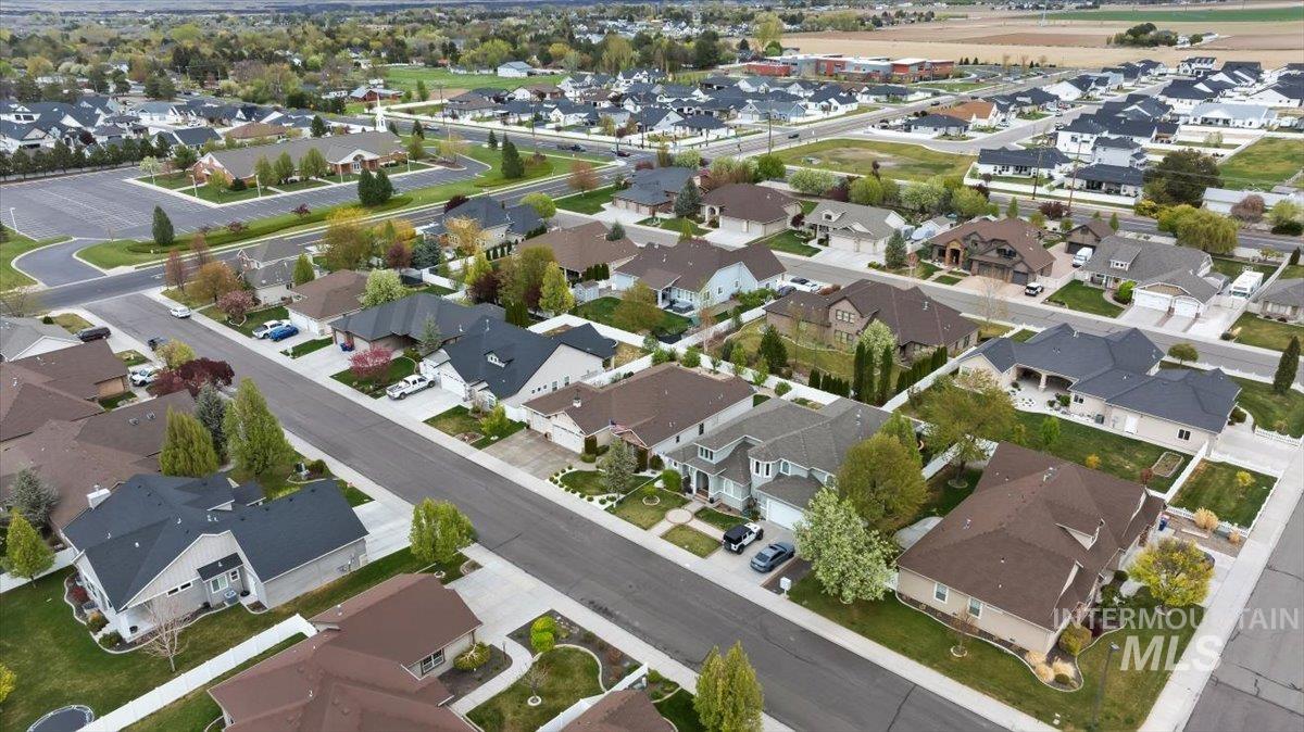 638 Sunfire Dr., Twin Falls, Idaho 83301, 3 Bedrooms, 2.5 Bathrooms, Residential For Sale, Price $509,900, 98982065