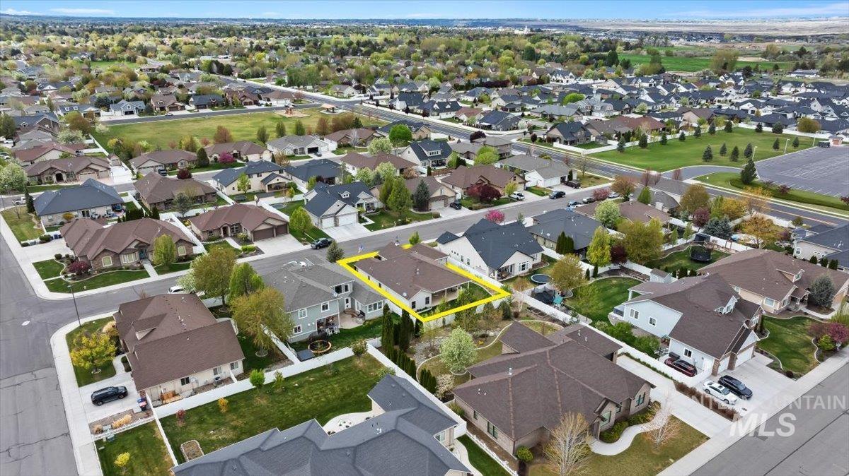 638 Sunfire Dr., Twin Falls, Idaho 83301, 3 Bedrooms, 2.5 Bathrooms, Residential For Sale, Price $509,900, 98982065