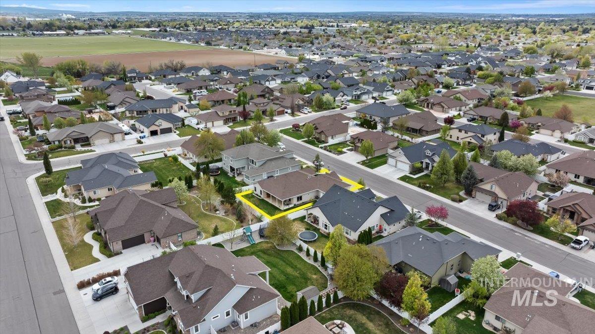 638 Sunfire Dr., Twin Falls, Idaho 83301, 3 Bedrooms, 2.5 Bathrooms, Residential For Sale, Price $509,900, 98982065