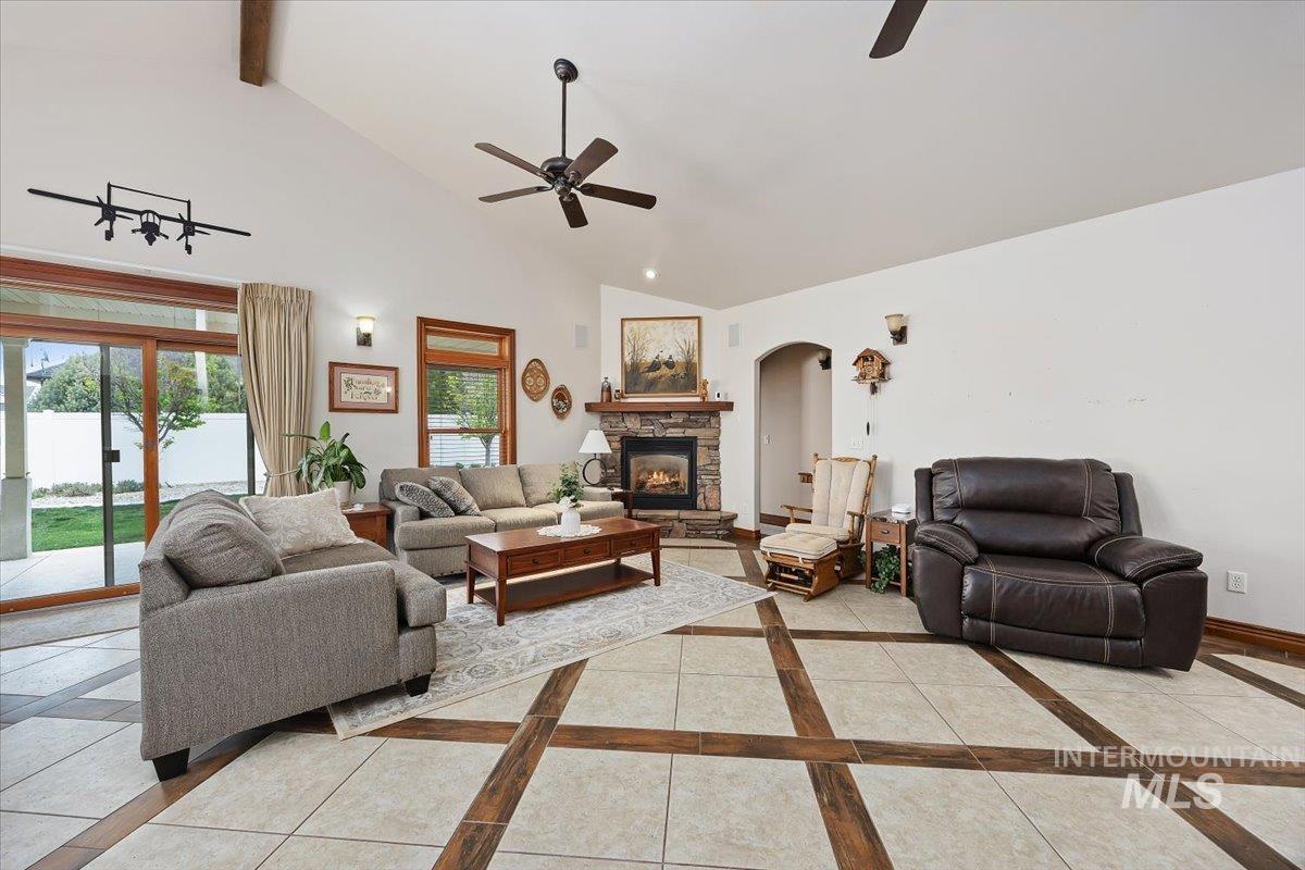 638 Sunfire Dr., Twin Falls, Idaho 83301, 3 Bedrooms, 2.5 Bathrooms, Residential For Sale, Price $509,900, 98982065