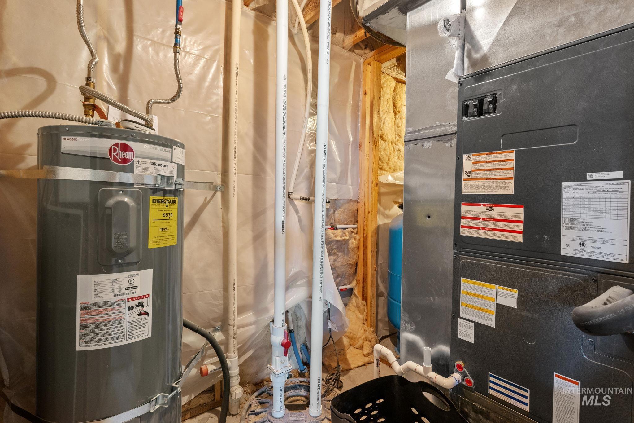 3625 N 2000 W, Rexburg, Idaho 83440, 5 Bedrooms, 3 Bathrooms, Residential For Sale, Price $1,399,000, 98982067