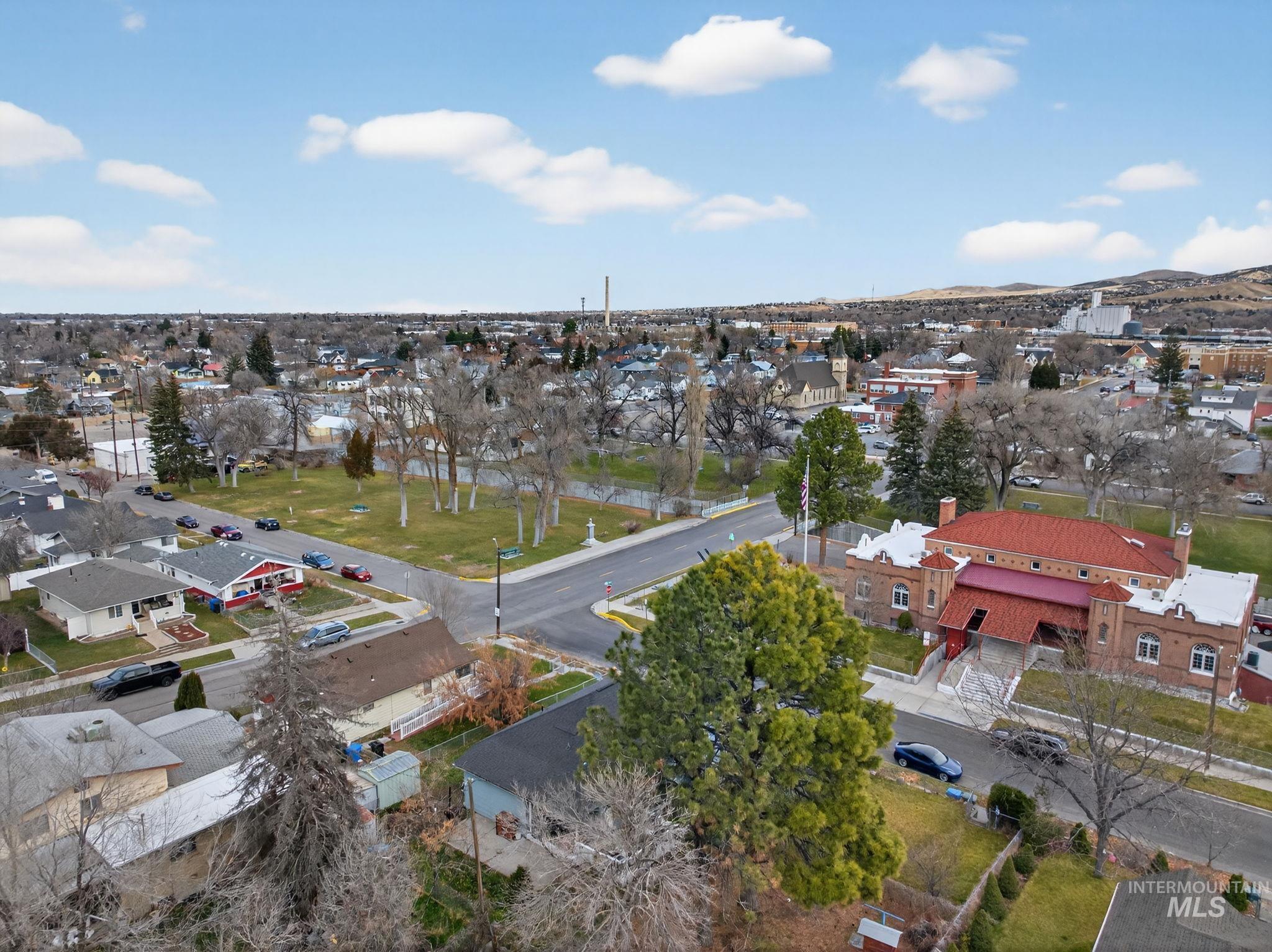 337 N Johnson Avenue, Pocatello, Idaho 83204, 3 Bedrooms, 1 Bathroom, Residential For Sale, Price $275,000, 98982068