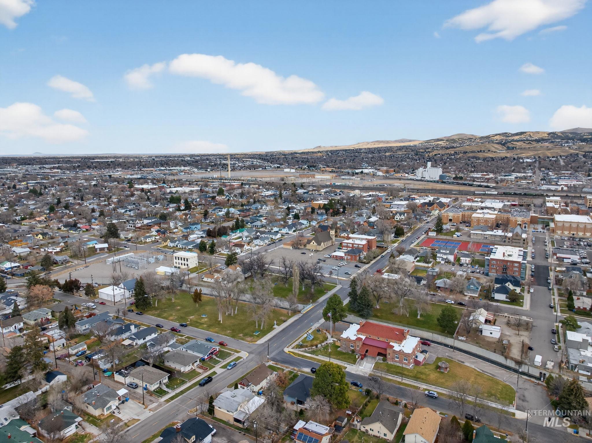 337 N Johnson Avenue, Pocatello, Idaho 83204, 3 Bedrooms, 1 Bathroom, Residential For Sale, Price $275,000, 98982068