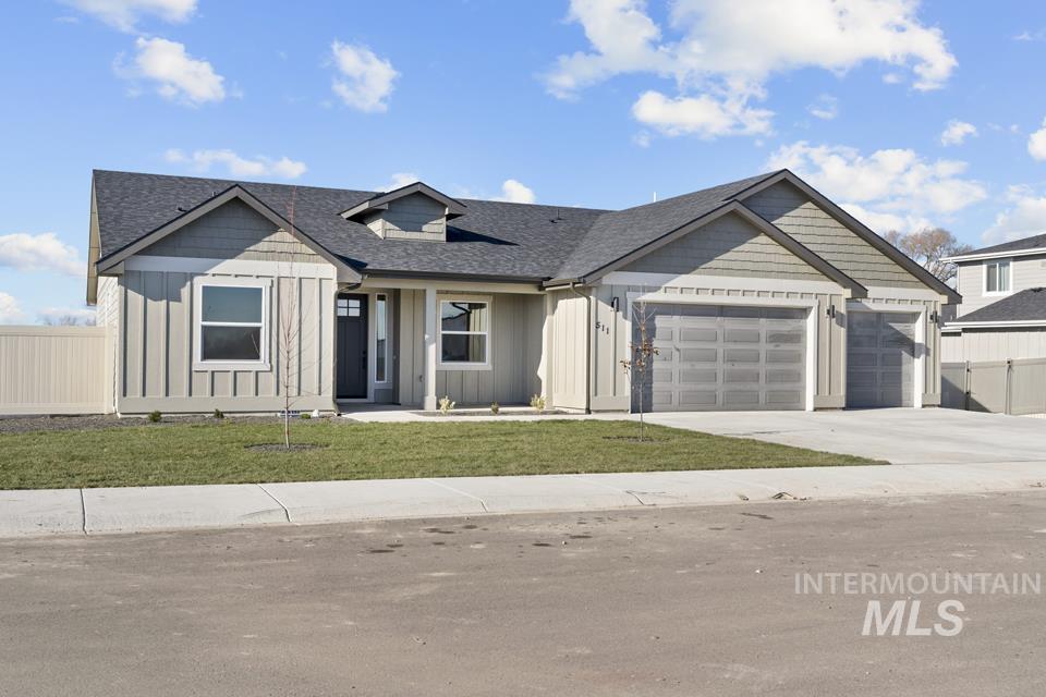 405 S Diesel Way, Boise, Idaho 83716, 4 Bedrooms, 2.5 Bathrooms, Residential For Sale, Price $559,900,MLS 98982069