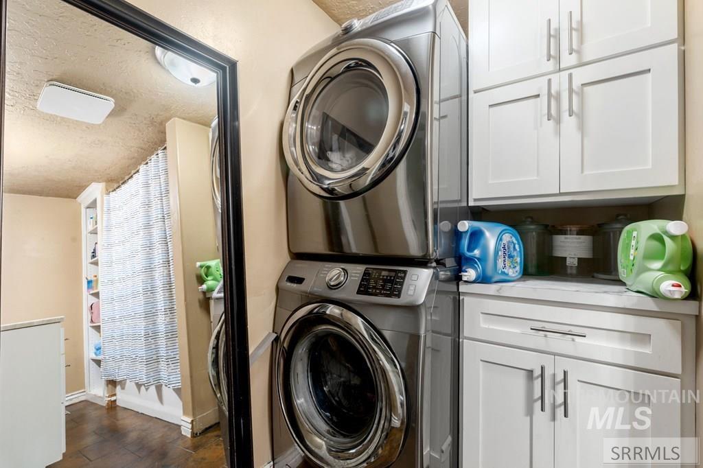 1164 Cassia Avenue, Idaho Falls, Idaho 83402, 3 Bedrooms, 1 Bathroom, Residential For Sale, Price $325,000, 98982070