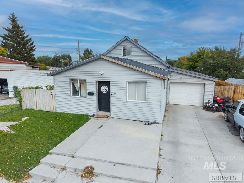 1164 Cassia Avenue, Idaho Falls, Idaho 83402, 3 Bedrooms, 1 Bathroom, Residential For Sale, Price $325,000, 98982070